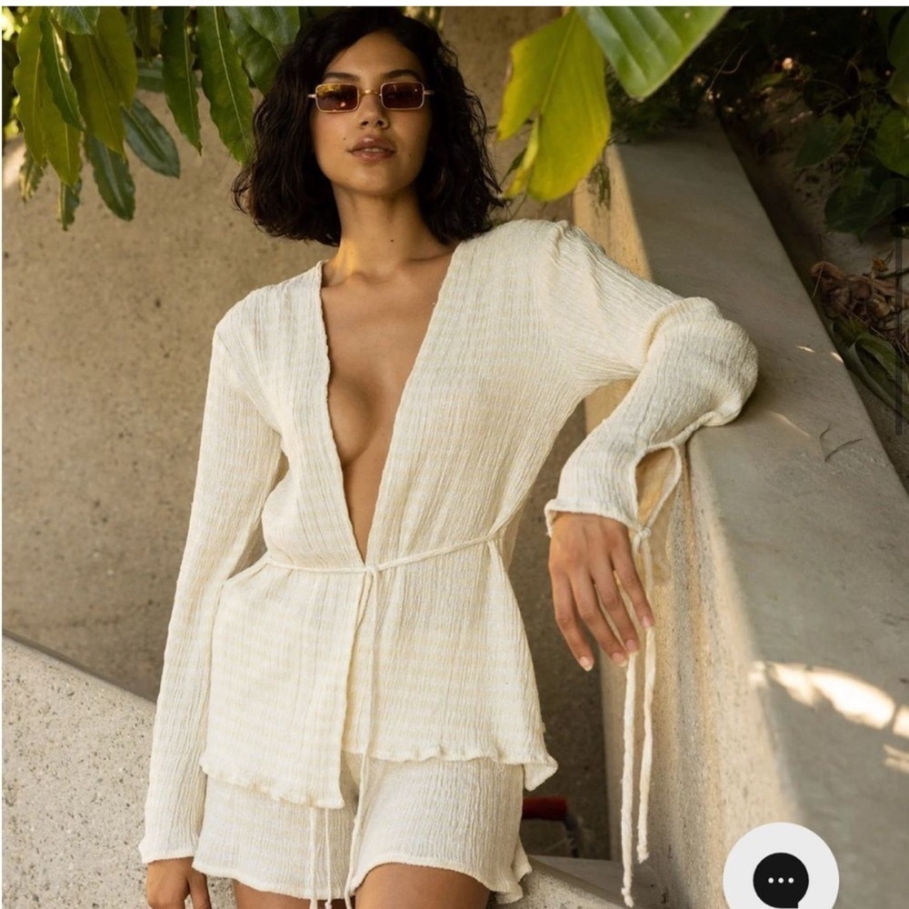 Savannah Morrow Nadia Blouse in Sunshine - Picture 3 of 12